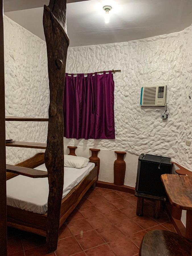 Harleys Hotel Olongapo Zewnętrze zdjęcie